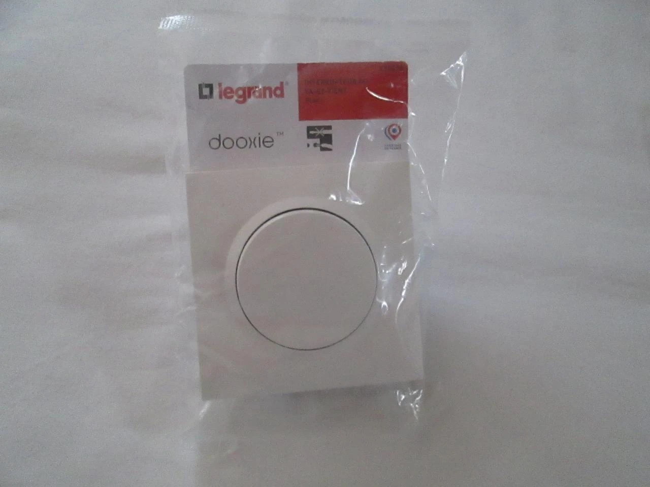 Lot 3 schakelaars Legrand – photo 2